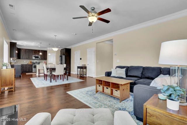 313 Red Cedar Drive, Sneads Ferry, NC 28460