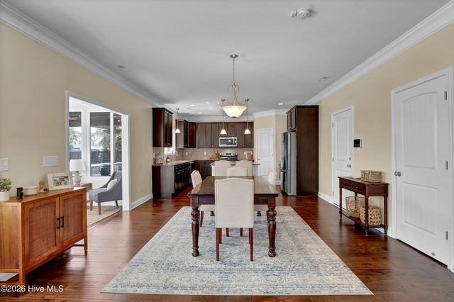 313 Red Cedar Drive, Sneads Ferry, NC 28460