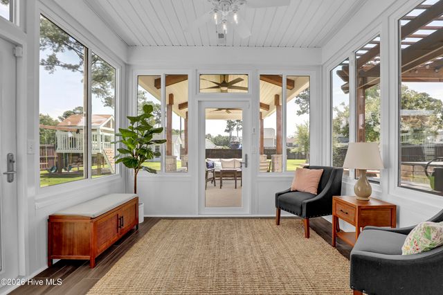 313 Red Cedar Drive, Sneads Ferry, NC 28460