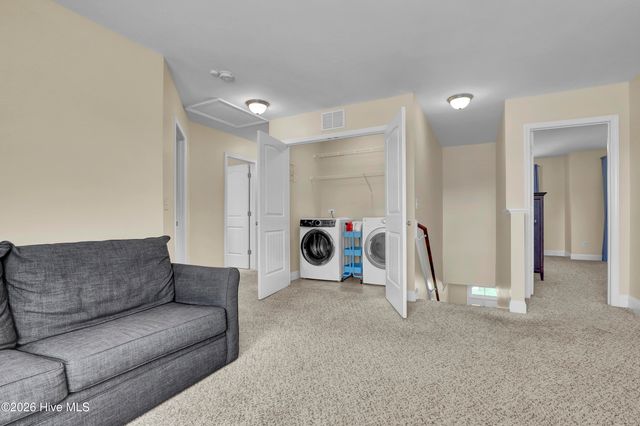 313 Red Cedar Drive, Sneads Ferry, NC 28460