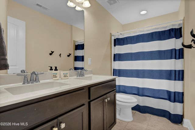 313 Red Cedar Drive, Sneads Ferry, NC 28460