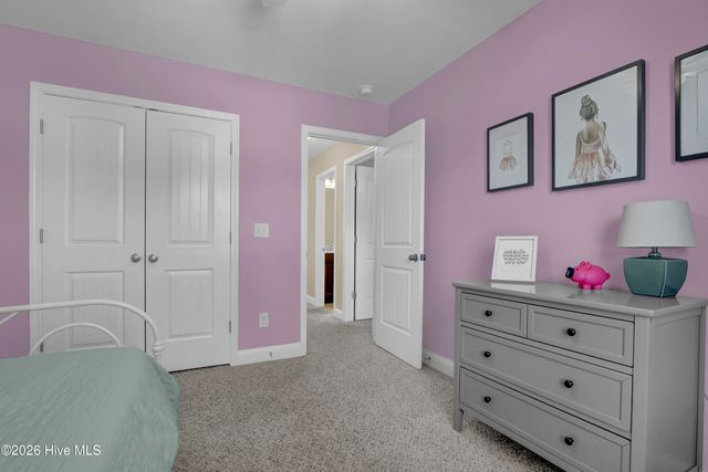 313 Red Cedar Drive, Sneads Ferry, NC 28460