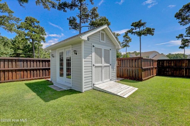 313 Red Cedar Drive, Sneads Ferry, NC 28460