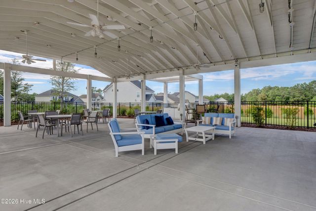 313 Red Cedar Drive, Sneads Ferry, NC 28460