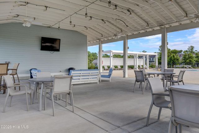 313 Red Cedar Drive, Sneads Ferry, NC 28460