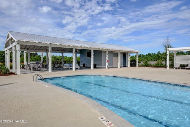 313 Red Cedar Drive, Sneads Ferry, NC 28460