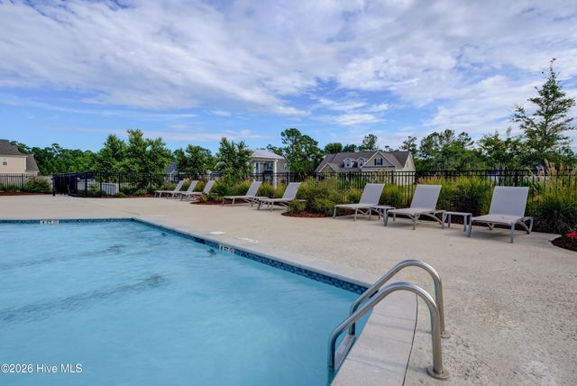 313 Red Cedar Drive, Sneads Ferry, NC 28460