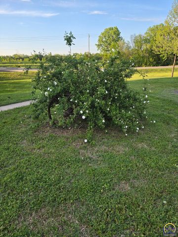 201 SE Norwood ST, Topeka, KS 66607