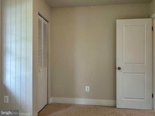 17911 OAK RIDGE DR, Hagerstown, MD 21740