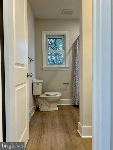 17911 OAK RIDGE DR, Hagerstown, MD 21740