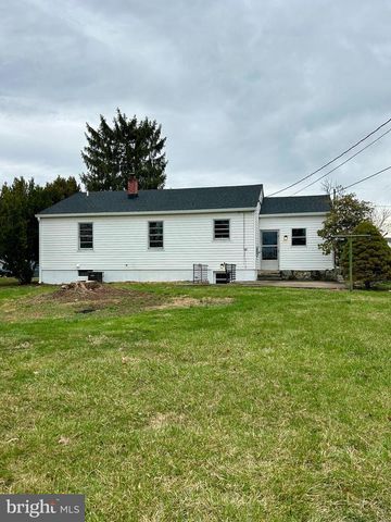 17911 OAK RIDGE DR, Hagerstown, MD 21740