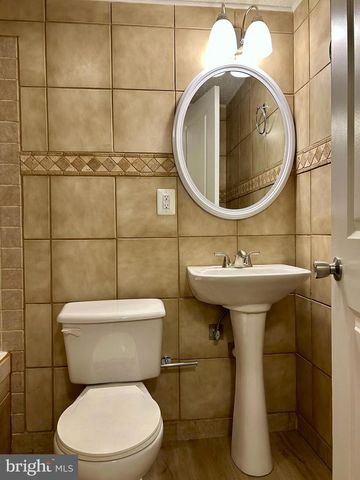 17911 OAK RIDGE DR, Hagerstown, MD 21740