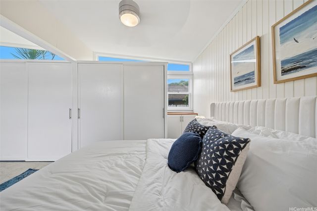 47-402 Kamehameha Highway, Kaneohe, HI 96744