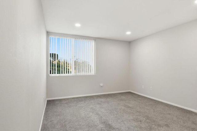 6542 Ocean Crest Drive D104, Rancho Palos Verdes, CA 90275