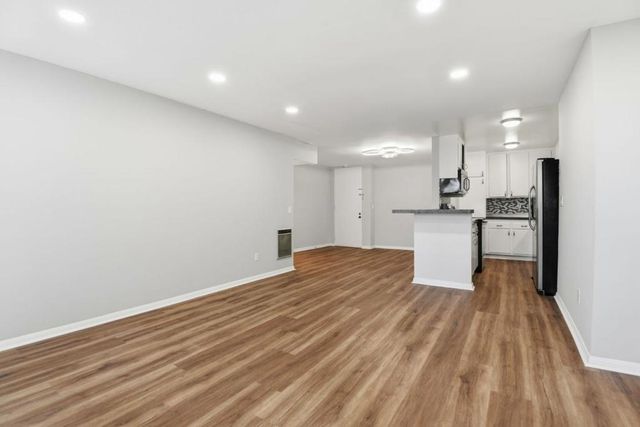 6542 Ocean Crest Drive D104, Rancho Palos Verdes, CA 90275