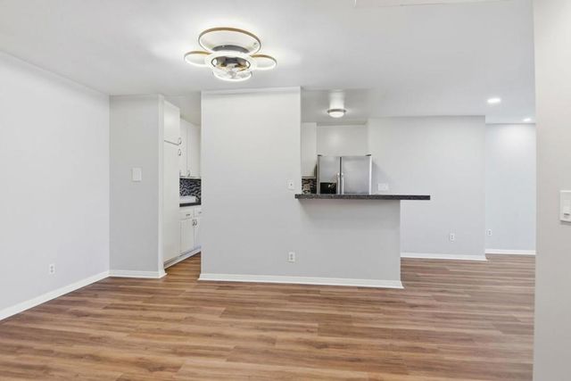 6542 Ocean Crest Drive D104, Rancho Palos Verdes, CA 90275