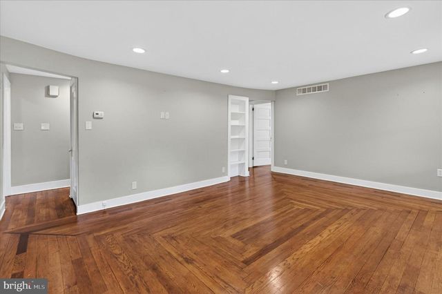 2680 CHARLESTOWN RD, Phoenixville, PA 19460