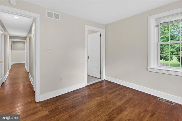 2680 CHARLESTOWN RD, Phoenixville, PA 19460