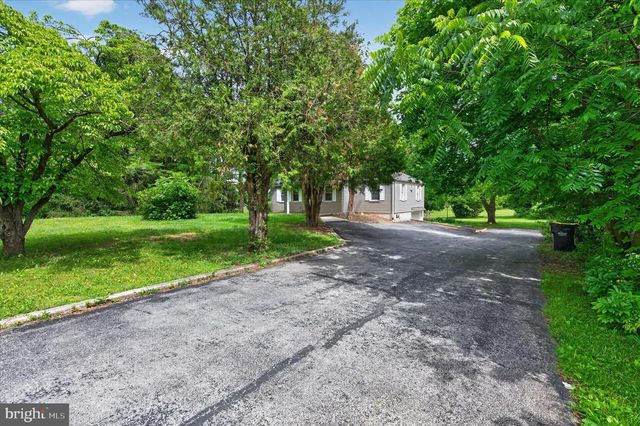 2680 CHARLESTOWN RD, Phoenixville, PA 19460