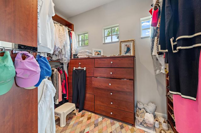 520 Tomahawk Court, Palm Beach Gardens, FL 33410