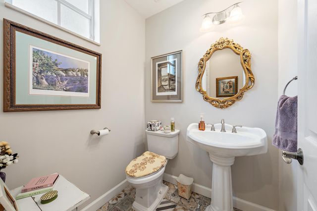 520 Tomahawk Court, Palm Beach Gardens, FL 33410