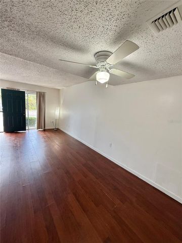4113 S SEMORAN BOULEVARD 14, Orlando, FL 32822