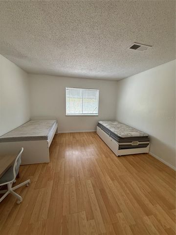 4113 S SEMORAN BOULEVARD 14, Orlando, FL 32822