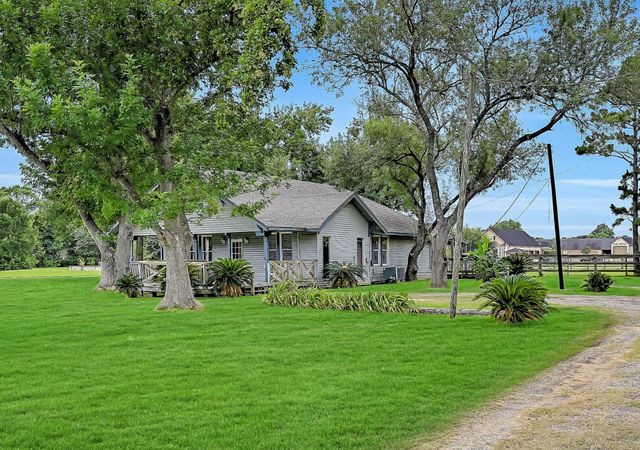 16724 Harkey Road, Pearland, TX 77584