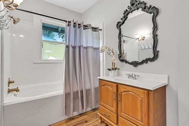 16724 Harkey Road, Pearland, TX 77584