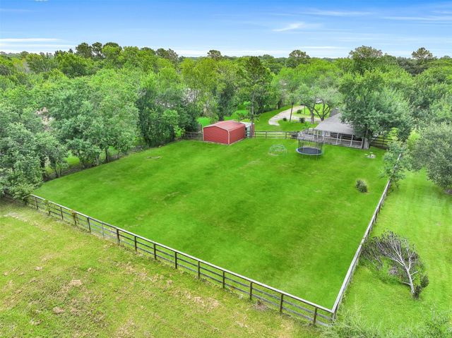 16724 Harkey Road, Pearland, TX 77584