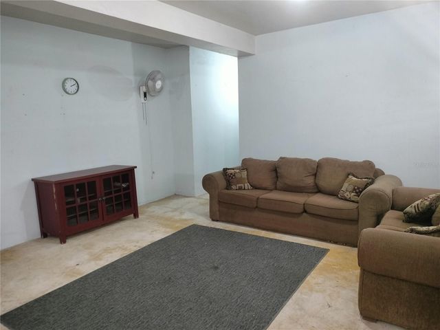 926 BO. COLLORES, Las Piedras, PR 00771