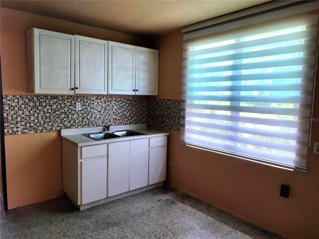 926 BO. COLLORES, Las Piedras, PR 00771