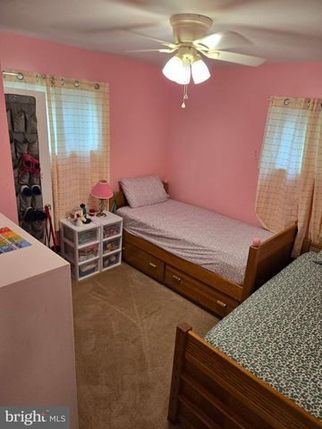 909 BENTLEY RD, Lindenwold Boro, NJ 08021