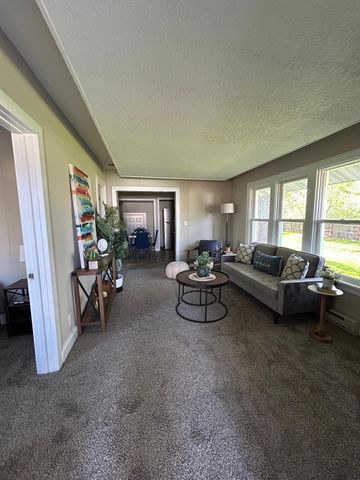 105 19th Avenue N, Saint Cloud, MN 56303