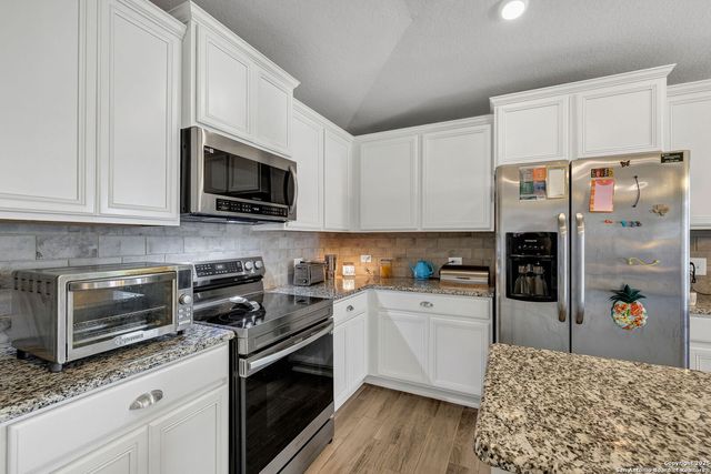 2277 Kolibri Way, New Braunfels, TX 78130