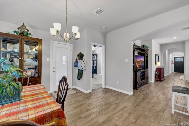 2277 Kolibri Way, New Braunfels, TX 78130