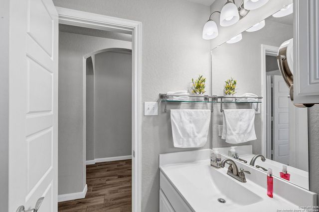 2277 Kolibri Way, New Braunfels, TX 78130