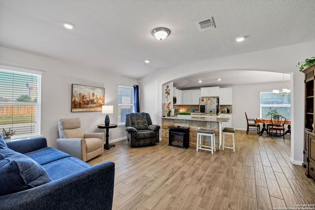 2277 Kolibri Way, New Braunfels, TX 78130