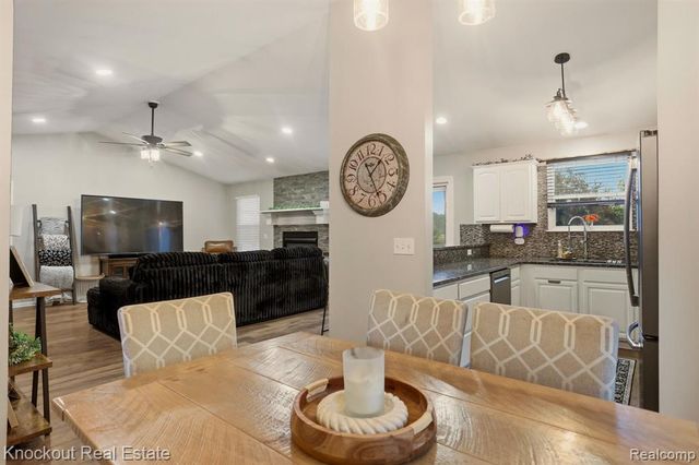 12030 Country Run Drive, Birch Run, MI 48415