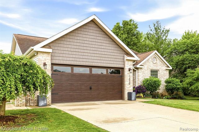12030 Country Run Drive, Birch Run, MI 48415