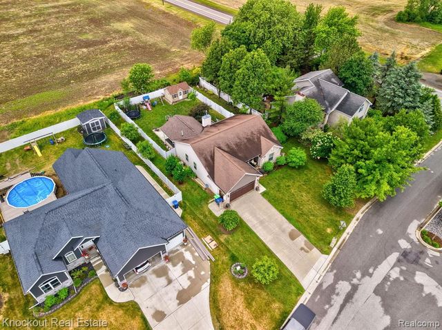 12030 Country Run Drive, Birch Run, MI 48415