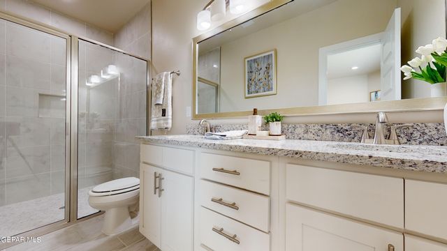 12845 Kingsbury Avenue, Horizon City, TX 79928