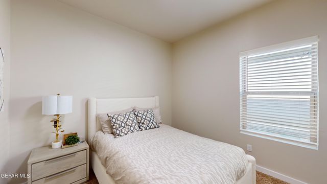 12845 Kingsbury Avenue, Horizon City, TX 79928
