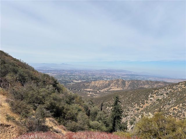 12100 Pisgah Peak, Yucaipa, CA 92399