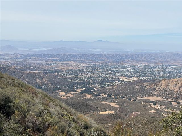 12100 Pisgah Peak, Yucaipa, CA 92399