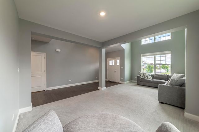 2080 E 109th Place, Crown Point, IN 46307