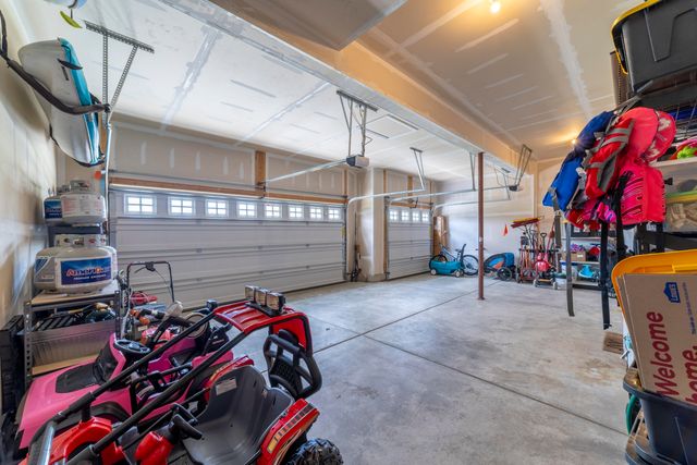 2080 E 109th Place, Crown Point, IN 46307