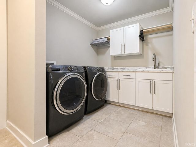 7737 Tavalon Drive, Evansville, IN 47715