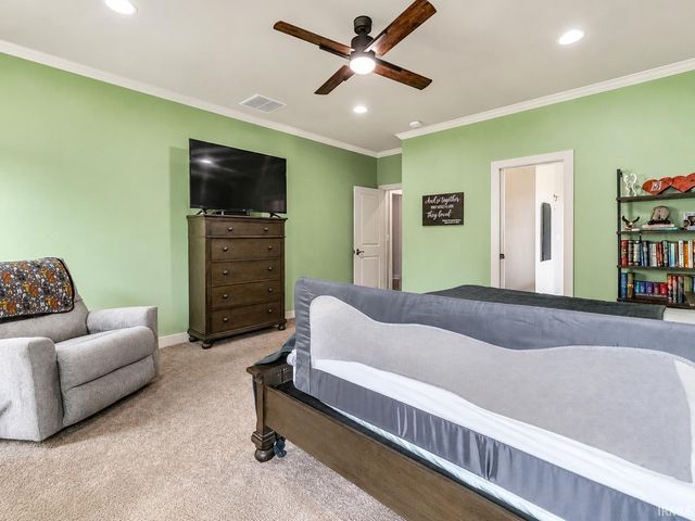 7737 Tavalon Drive, Evansville, IN 47715