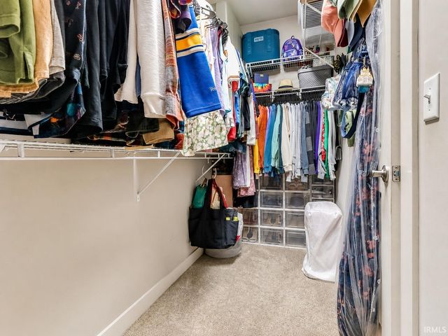 7737 Tavalon Drive, Evansville, IN 47715